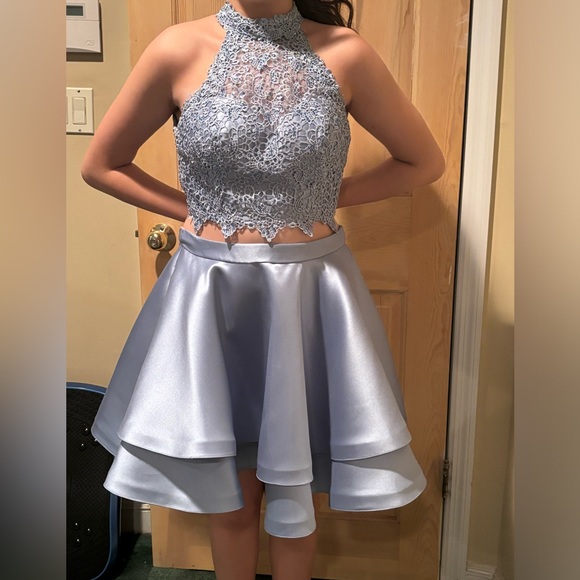 2 piece, Powder Blue Jr Prom/ Prom dress. - Picture 1 of 3
